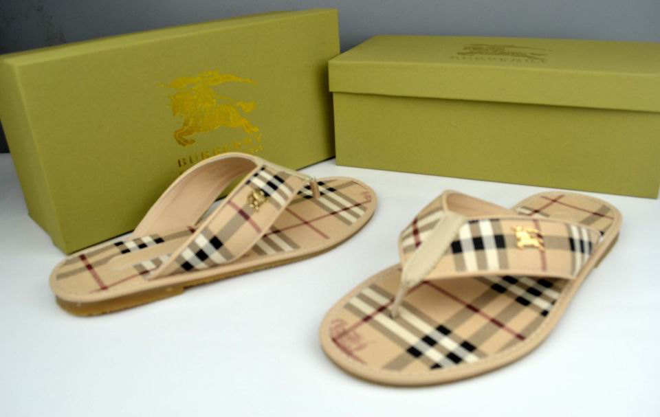 2017 Burbry slippers man 38-46-052